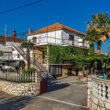 Apartments A & G Petrovic Pirovac Bagian luar foto